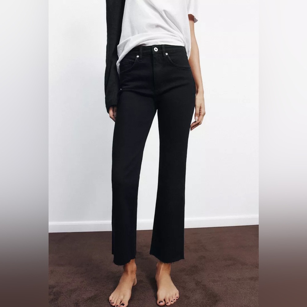 Zara Flared Cropped High Waist TRF Jeans